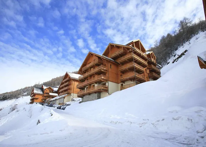 Résidence Odalys Le Hameau et les Chalets de la Vallée d\'Or