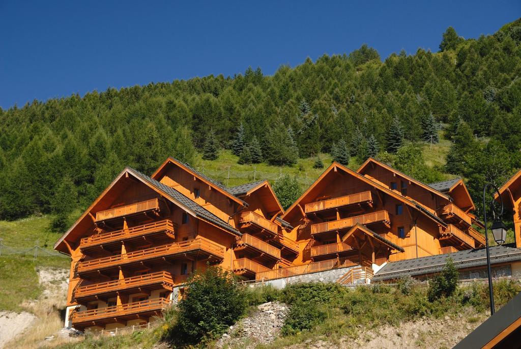 Appart hôtel Résidence Odalys Le Hameau Et Les De La Vallée D'or 3*