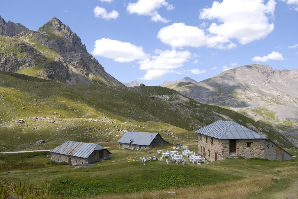 Apartahotel Résidence Odalys Le Hameau Et Les De La Vallée D'or 3*