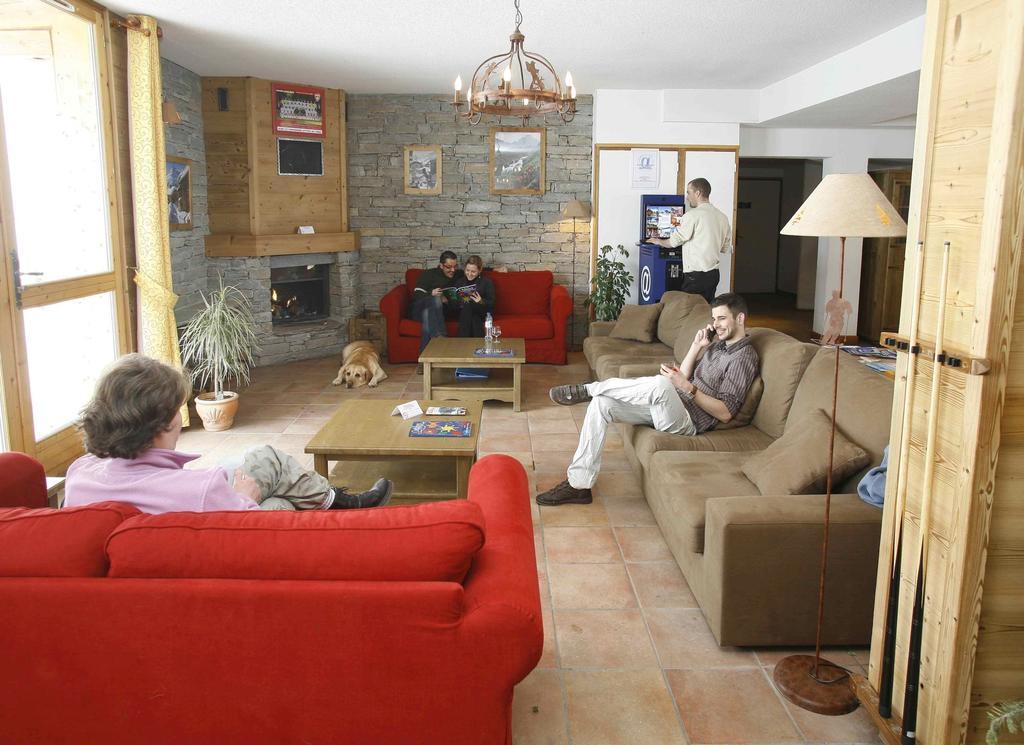 Résidence Odalys Le Hameau Et Les De La Vallée D'or Apartahotel